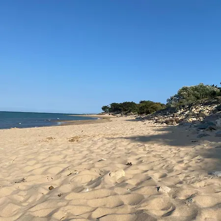 Maison Lumineuse, De Plain-pied, Avec Jardin Clos - A 5mn De La *
